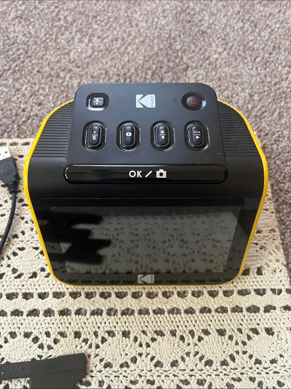 Kodak Yellow Slide & Scan with Mounting Plates and USB Cable